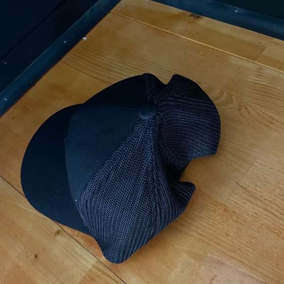 Travis mathew hats - Picture 11 of 14